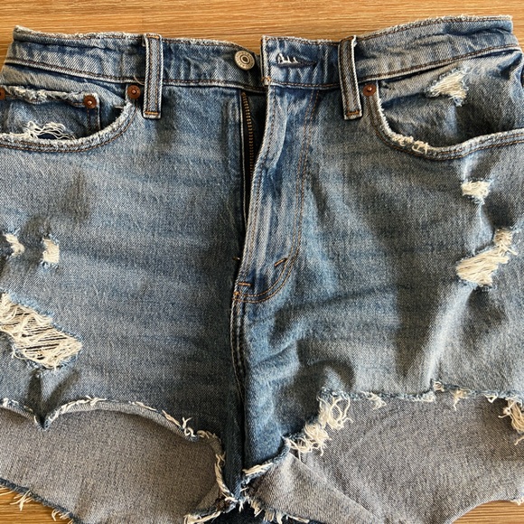 Abercrombie Shorts - Picture 1 of 4